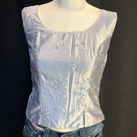 Silver sleeveless top with button up back - Picture 3 of 3